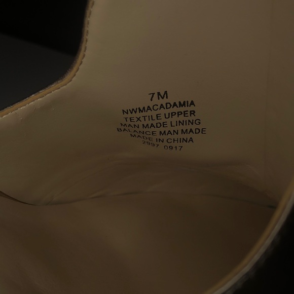 Satin Nine West heels - Picture 4 of 4